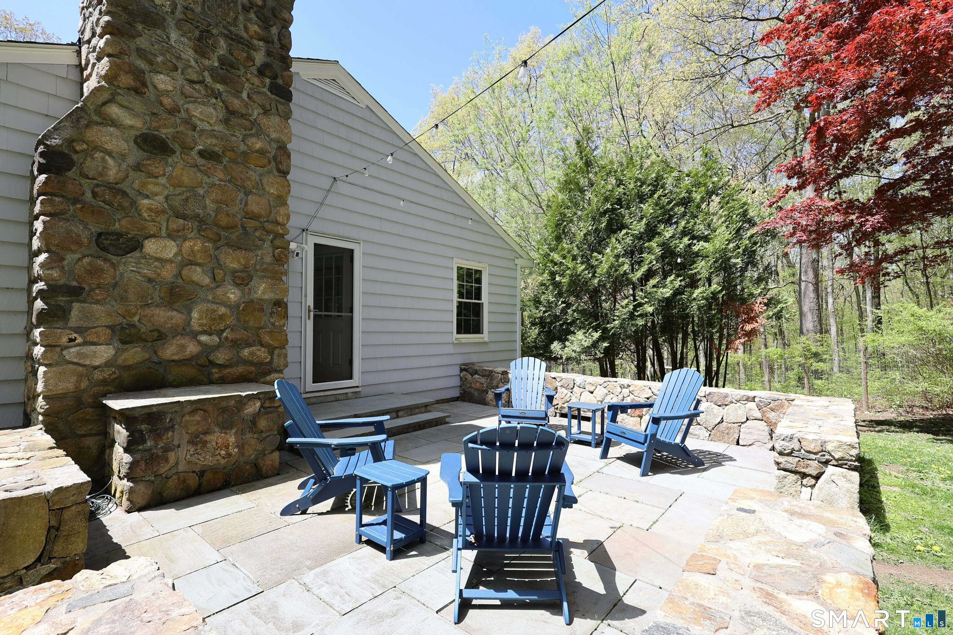 39 Seventy Acre Road Redding, CT 06896 - Photo 3 of 40