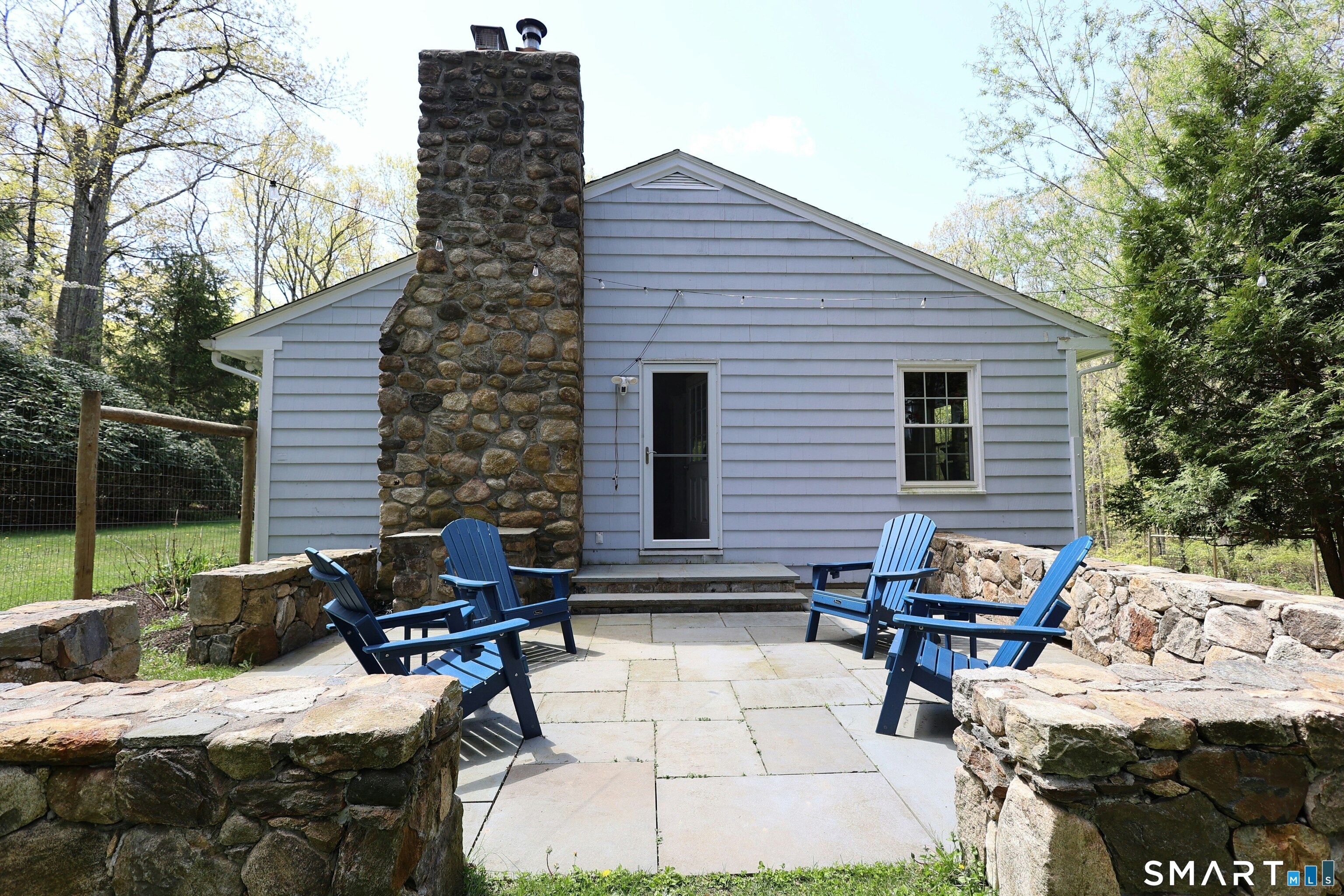 39 Seventy Acre Road Redding, CT 06896 - Photo 4 of 40