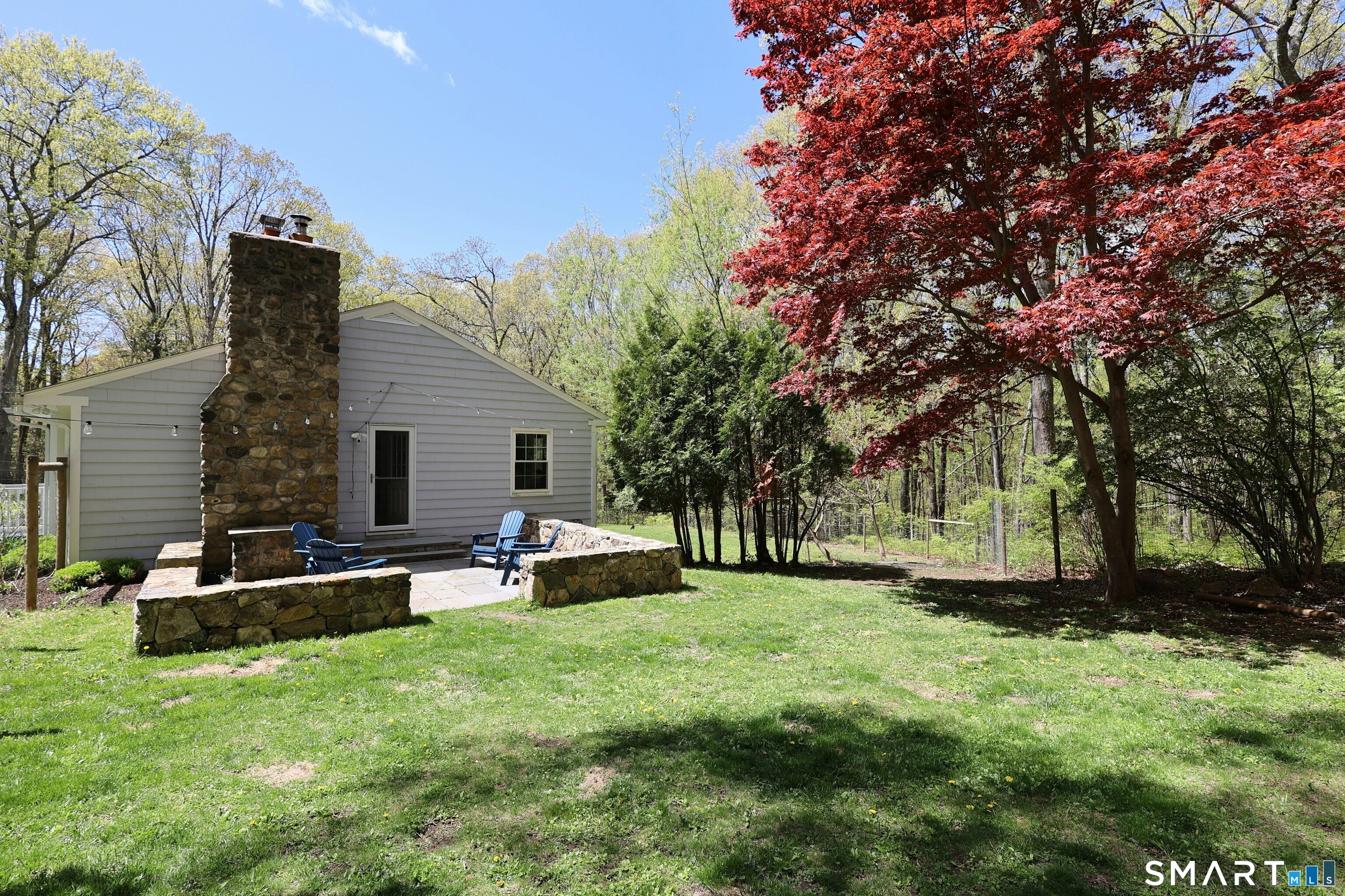 39 Seventy Acre Road Redding, CT 06896 - Photo 5 of 40