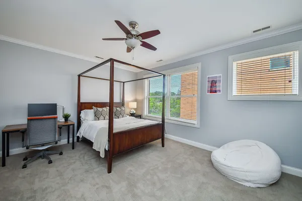 $1,290,000 | 460 Pennsylvania Avenue, Unit A1, Glen Ellyn, IL 60137