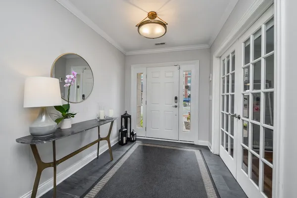 $1,290,000 | 460 Pennsylvania Avenue, Unit A1, Glen Ellyn, IL 60137