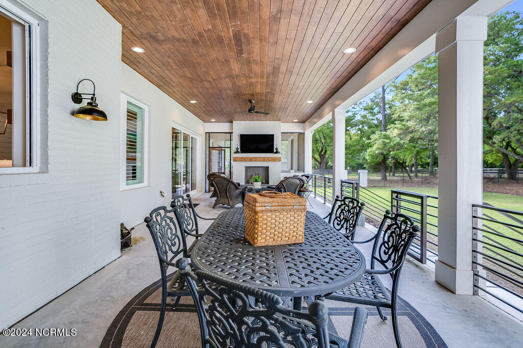 105 Ballast Point Road Hampstead, NC 28443 - Photo 68 of 84 DSC03069