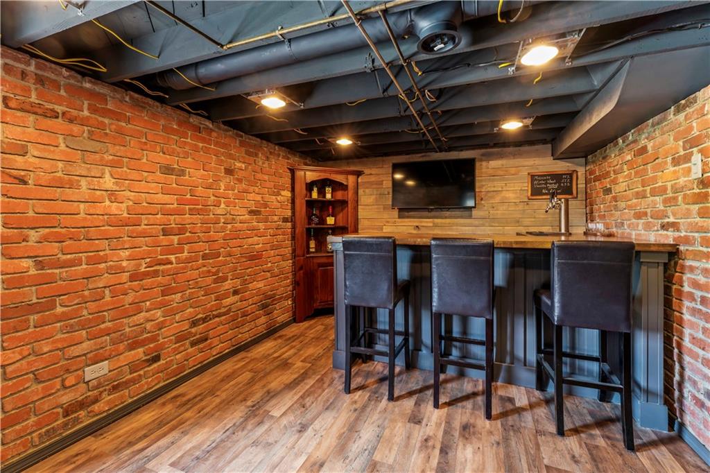 1460 Nine Eighty Road Canonsburg, PA 15317 - Photo 27 of 33 Perfect game room or office space.