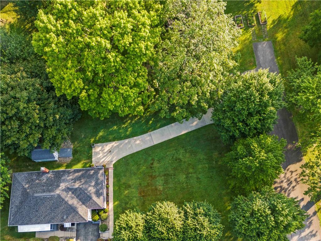 1460 Nine Eighty Road Canonsburg, PA 15317 - Photo 8 of 33 View of the parking and yard. New Roof