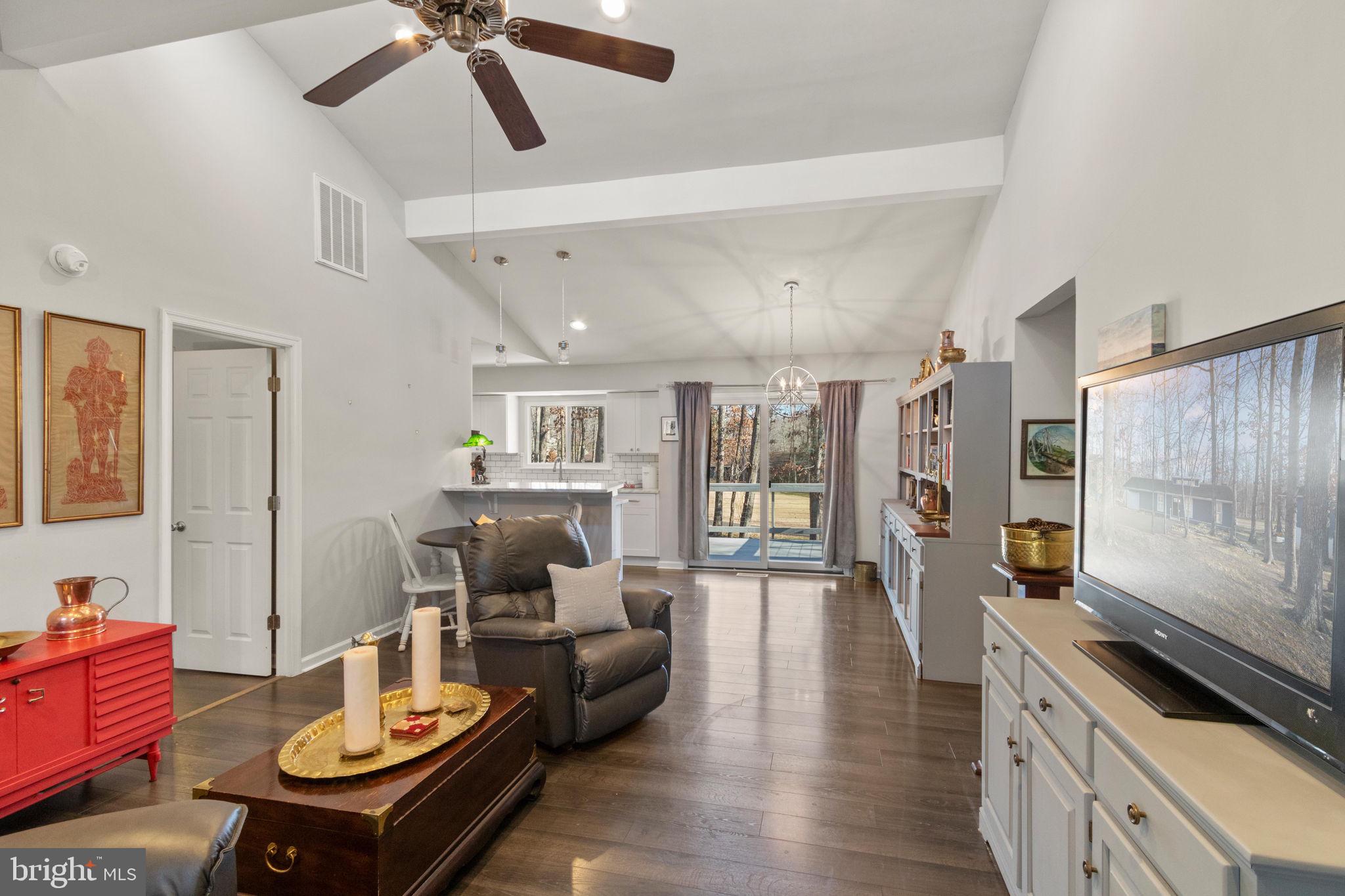 307 Limestone Lane Locust Grove, VA 22508 - Photo 4 of 31 Stunning Natural Light