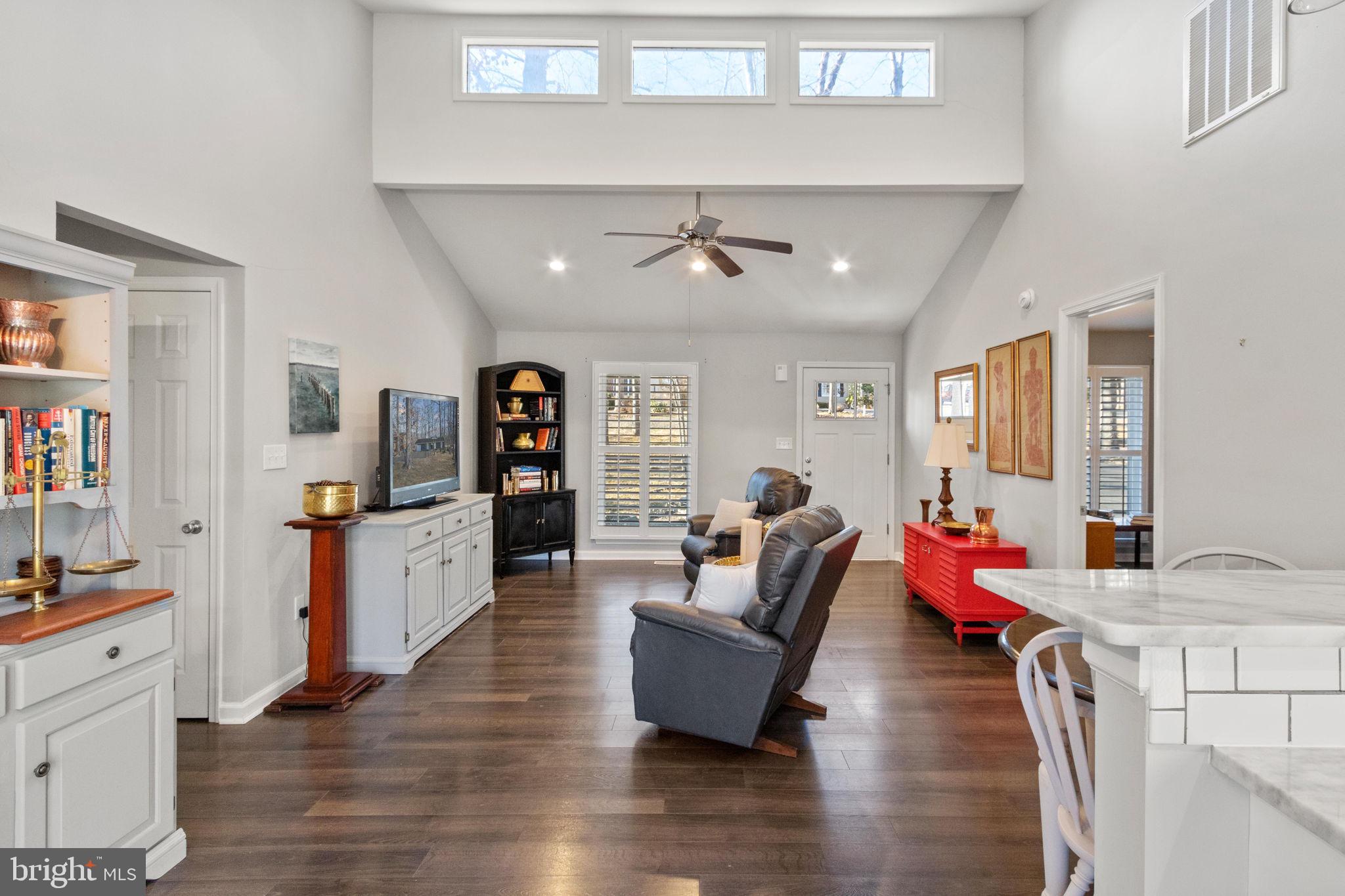 307 Limestone Lane Locust Grove, VA 22508 - Photo 6 of 31 Vaulted Ceilings