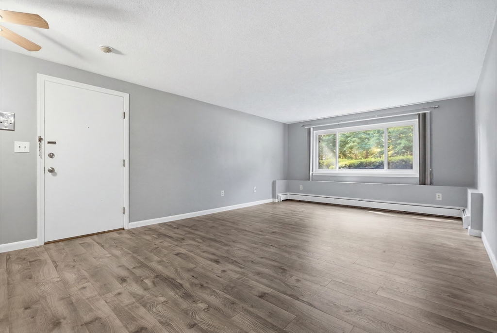 13 Hallmark Gardens, Unit 1 Burlington, MA 01803 - Photo 10 of 21