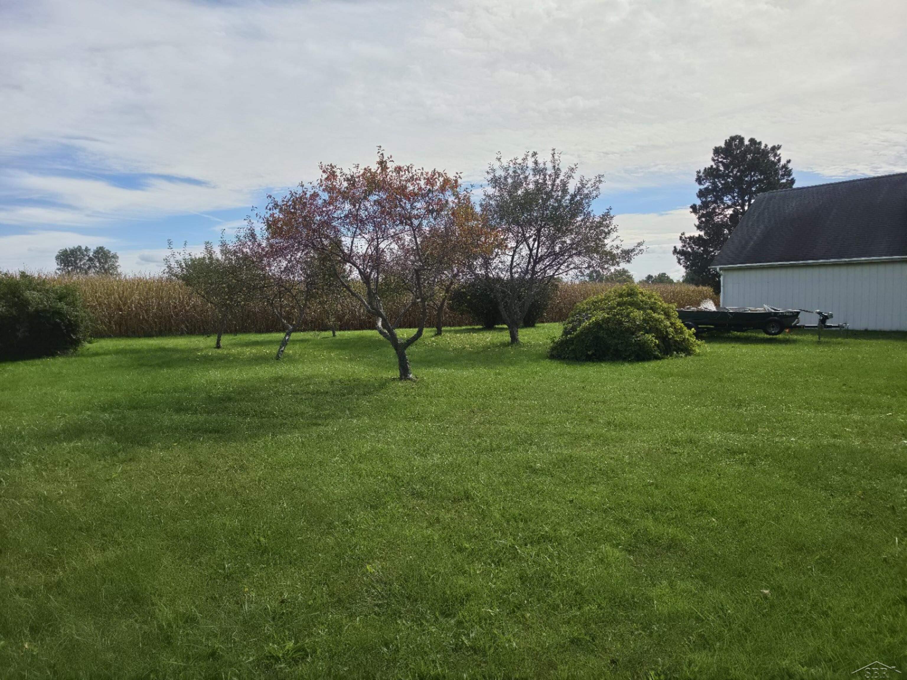8775 E Road Burt, MI 48417 - Photo 14 of 34 Gallery Image 14