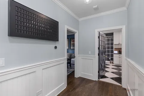 $1,650,000 | 1025 South Vail Avenue, Arlington Heights, IL 60005