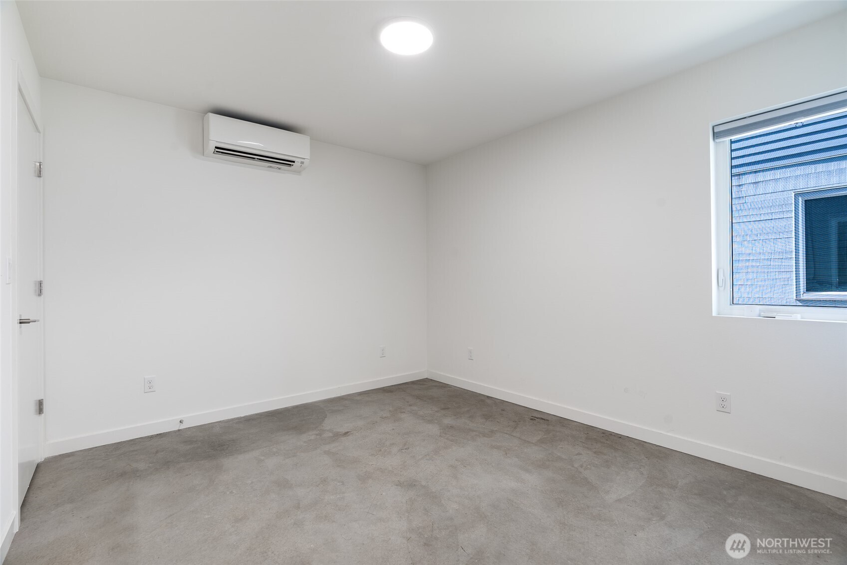 833 South Cloverdale Street, Unit A Seattle, WA 98108 - Photo 10 of 40