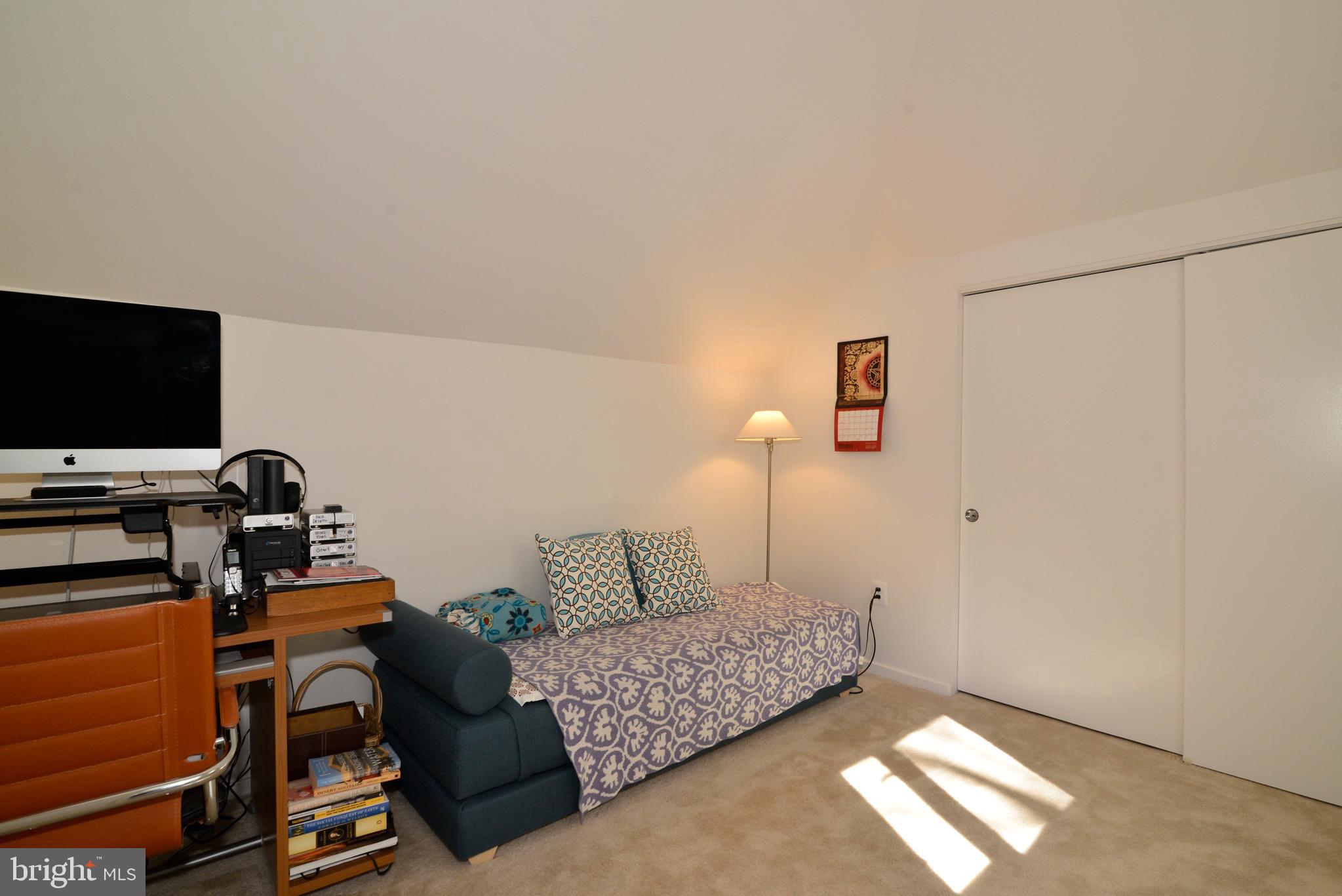 2262 Compass Point Lane Reston, VA 20191 - Photo 47 of 48 a living room with furniture and a flat screen tv