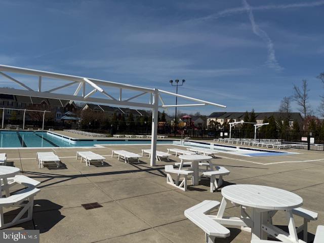 1008 Sithean Way Glen Burnie, MD 21060 - Photo 28 of 32 Sunny poolside retreat awaits you!