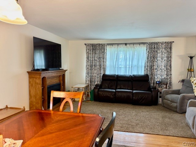 733 West Embargo Street Rome, NY 13440 - Photo 5 of 28