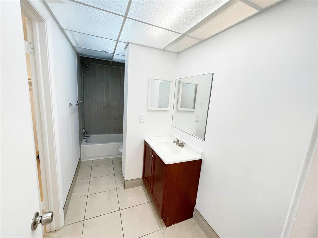 2800 Northwest 56th Avenue, Unit D402 Lauderhill, FL 33313 - Photo 7 of 14