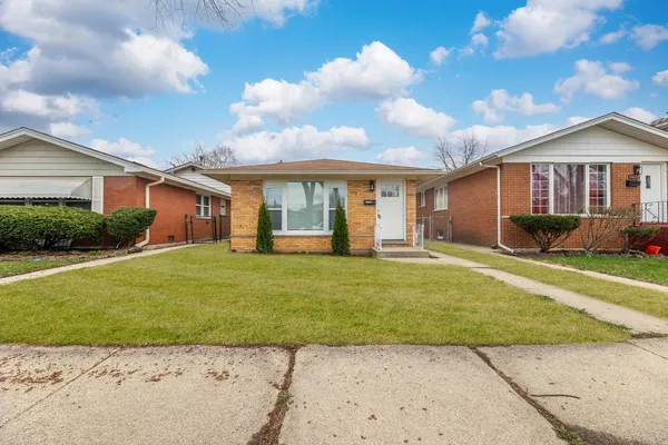 $279,000 | 11619 South Aberdeen Street, Chicago, IL 60643