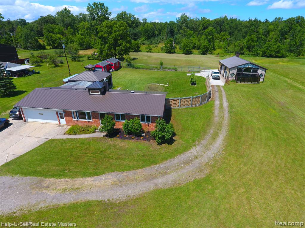 4408 Lapeer Road Port Huron, MI 48060 - Photo 2 of 53
