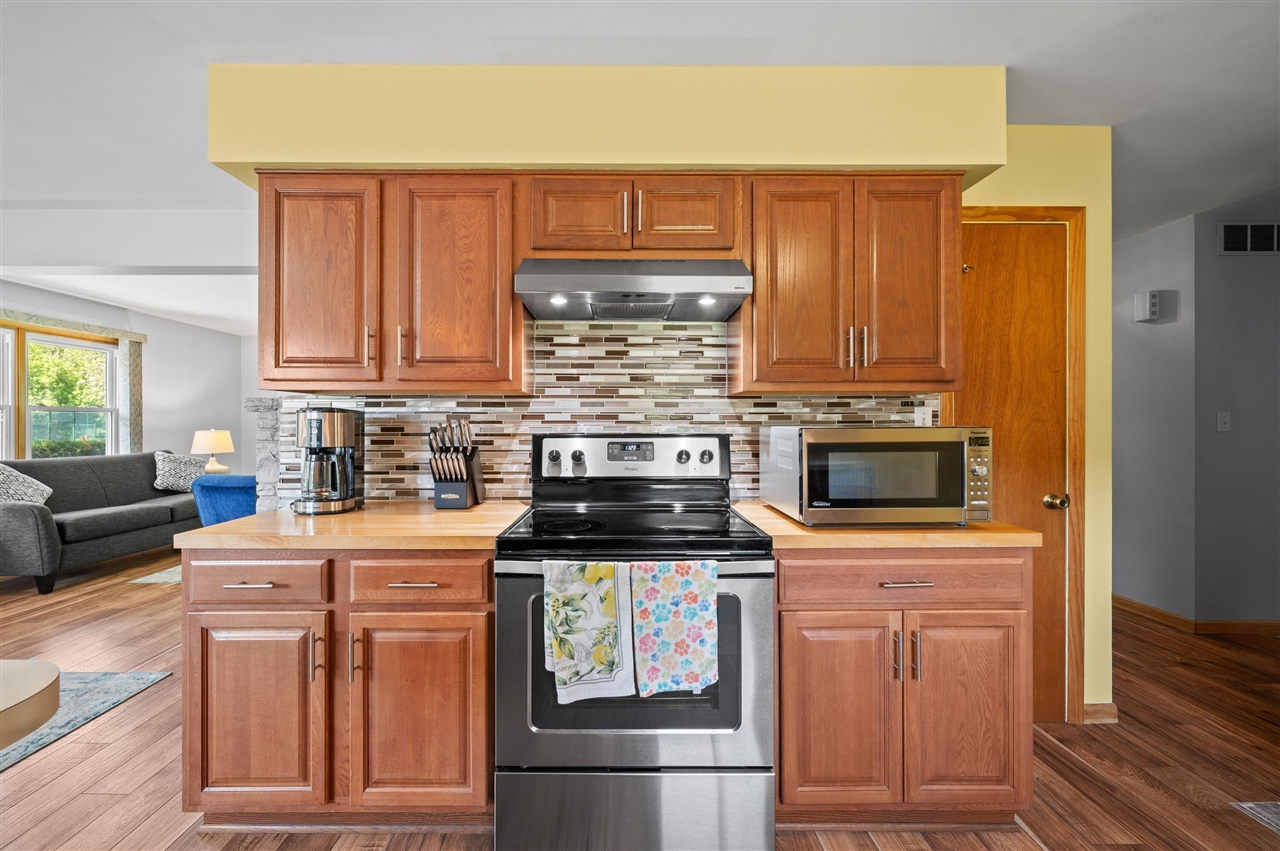 2225 Maple Path St. Joseph, MI 49085 - Photo 10 of 58
