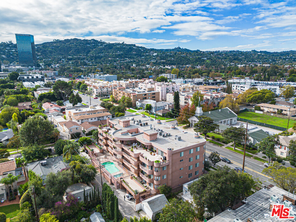 4310 Cahuenga Boulevard, Unit 103 Toluca Lake, CA 91602 - Photo 20 of 32