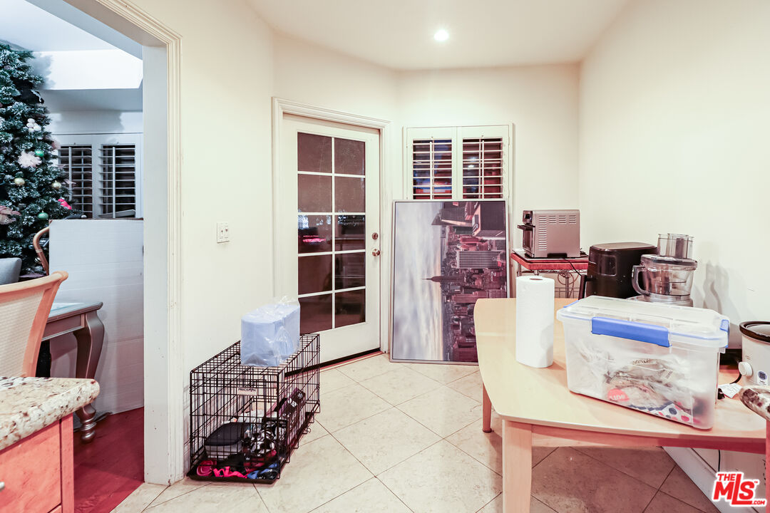 4310 Cahuenga Boulevard, Unit 103 Toluca Lake, CA 91602 - Photo 8 of 32