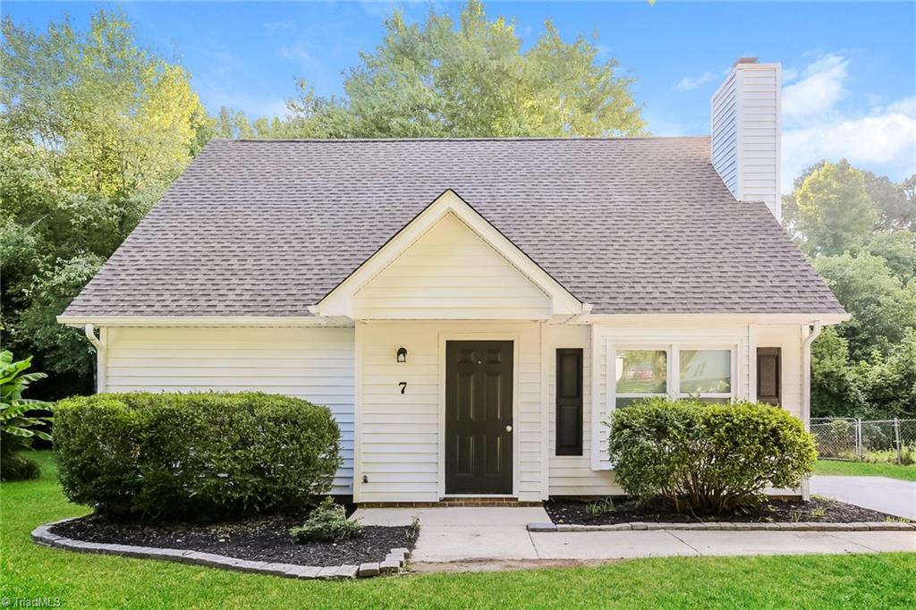 7 Arta Lane Greensboro, NC 27406 - Photo 1 of 17