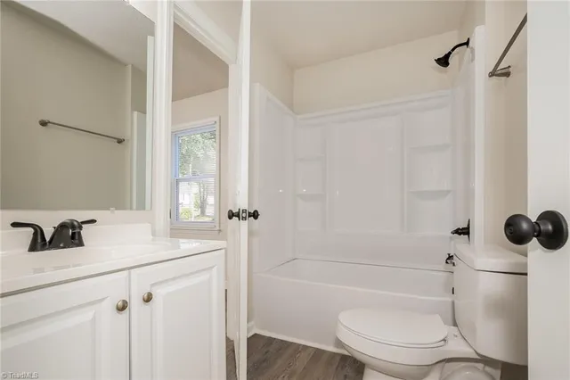 $1,880 | 7 Arta Lane, Greensboro, NC 27406