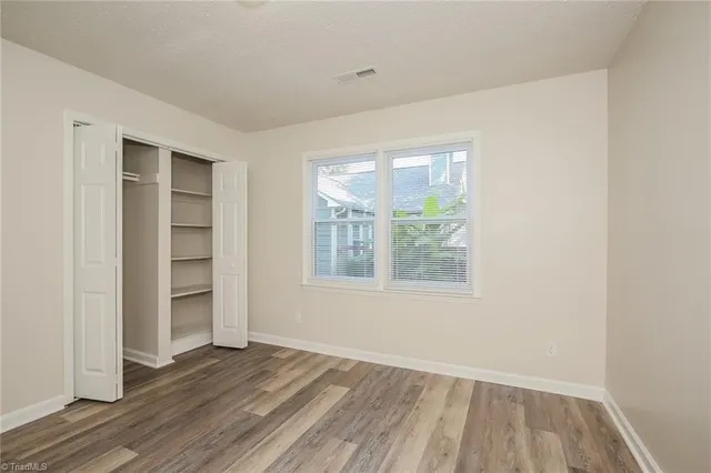 $1,880 | 7 Arta Lane, Greensboro, NC 27406