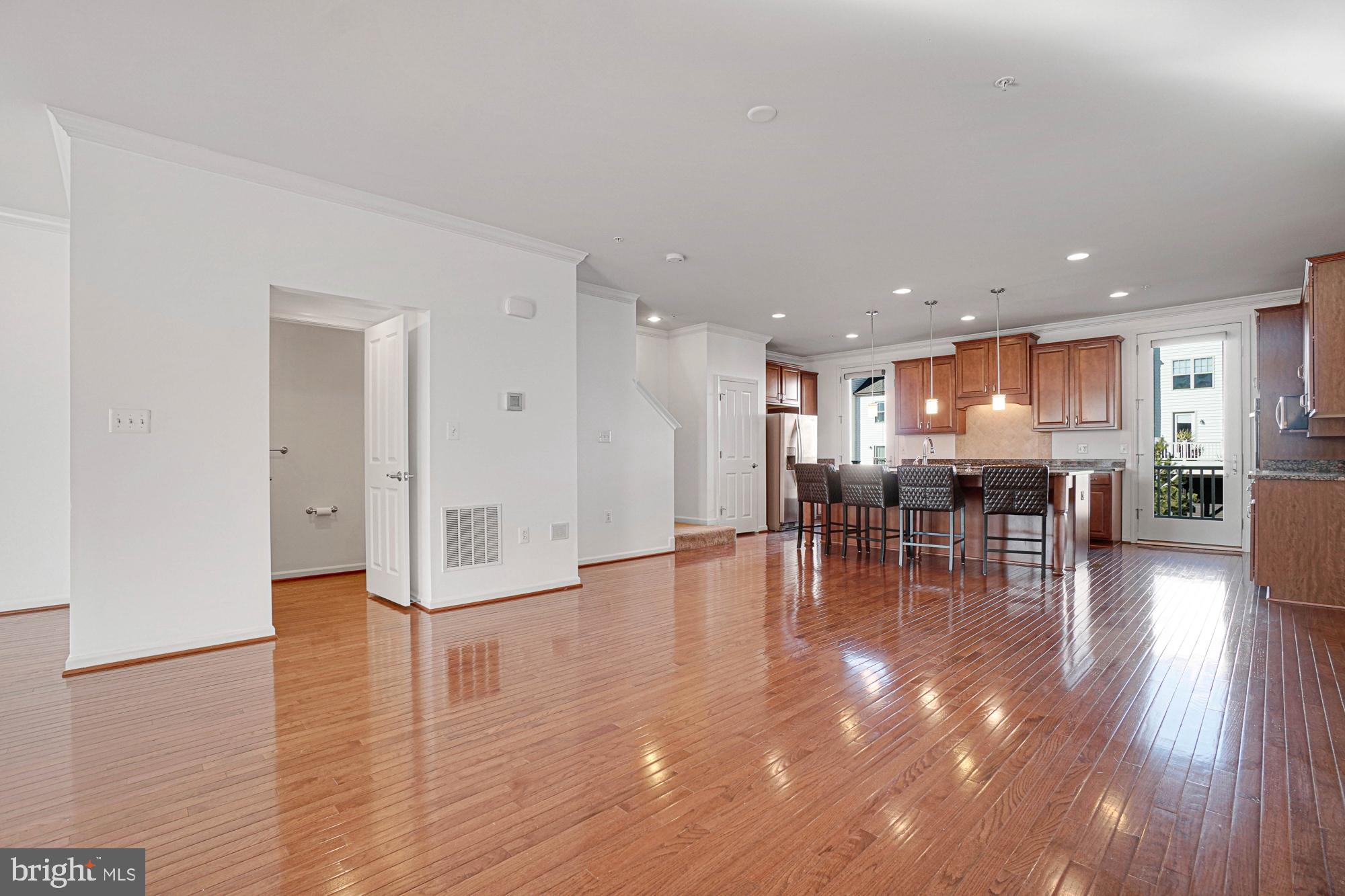 13312 Windy Meadow Lane Silver Spring, MD 20906 - Photo 6 of 42