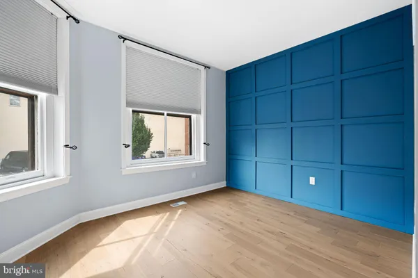 $950,000 | 2 Willings Alley, Philadelphia, PA 19106