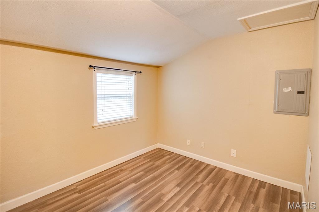 202 Truman Street Bethalto, IL 62010 - Photo 12 of 26