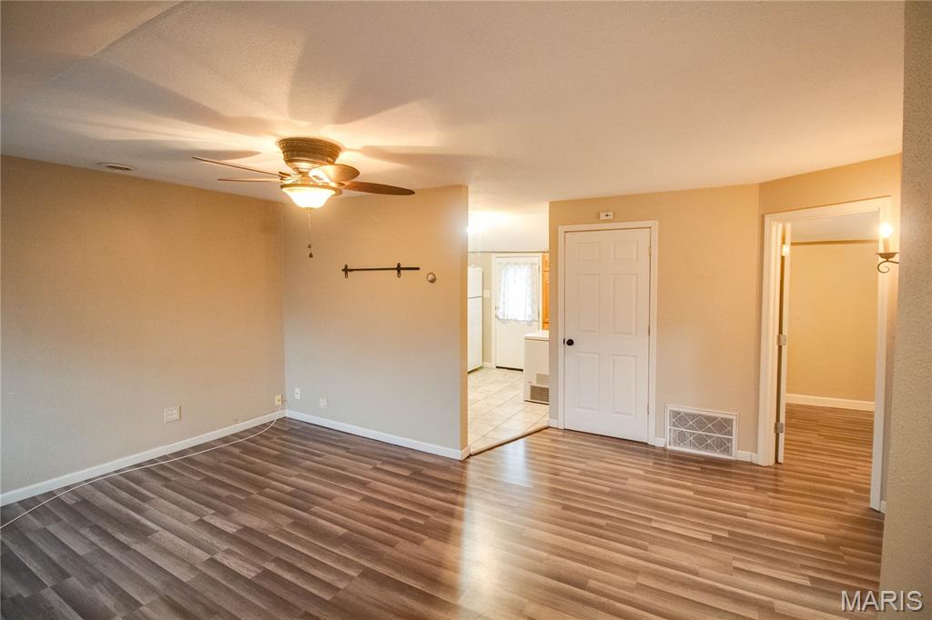 202 Truman Street Bethalto, IL 62010 - Photo 7 of 26