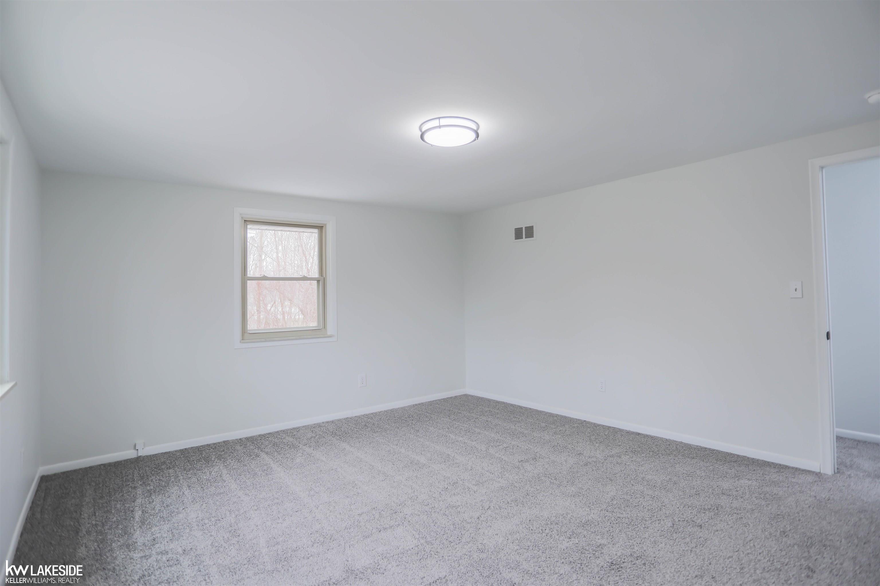 8210 28 Mile Road Washington, MI 48094 - Photo 24 of 38 50168014-abd26f59-9b2b-4b41-acb6-d42f39f5fe38.JPG