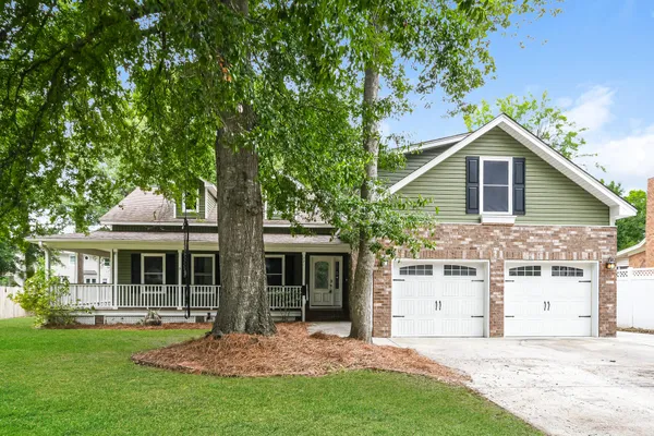 $399,000 | 321 Eastover Circle, Summerville, SC 29483
