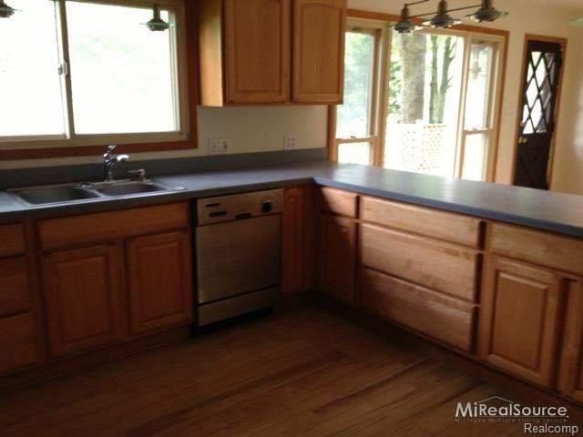 49152 Card Road Macomb, MI 48044 - Photo 10 of 20 10.jpg