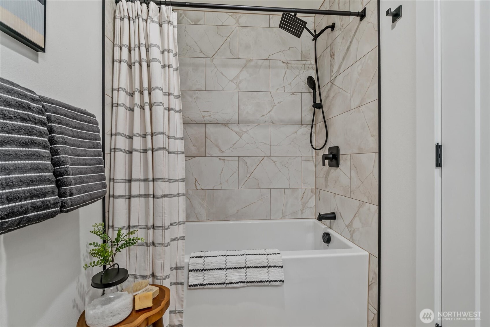 21617 11th Court Southeast Bothell, WA 98021 - Photo 28 of 39 Gallery Image 28