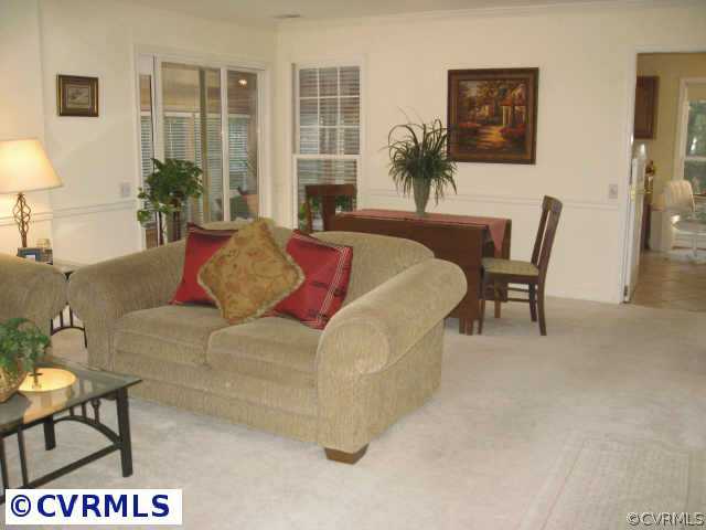Other - Lovely 2 story vaulted ceiling living room