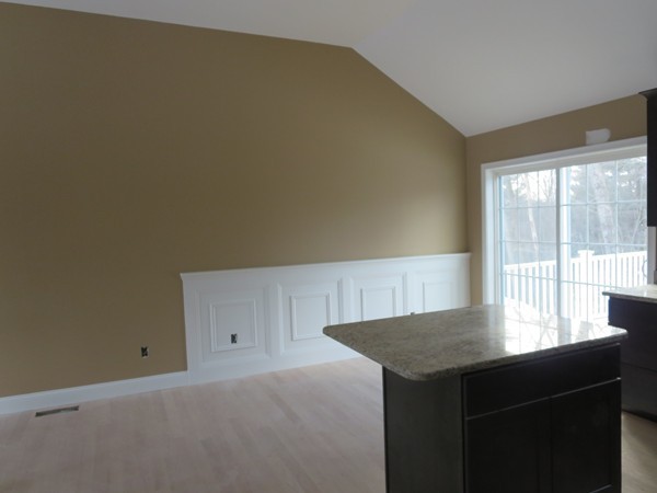 211 Great Plains Road West Springfield, MA 01089 - Photo 3 of 7 Gallery Image 3
