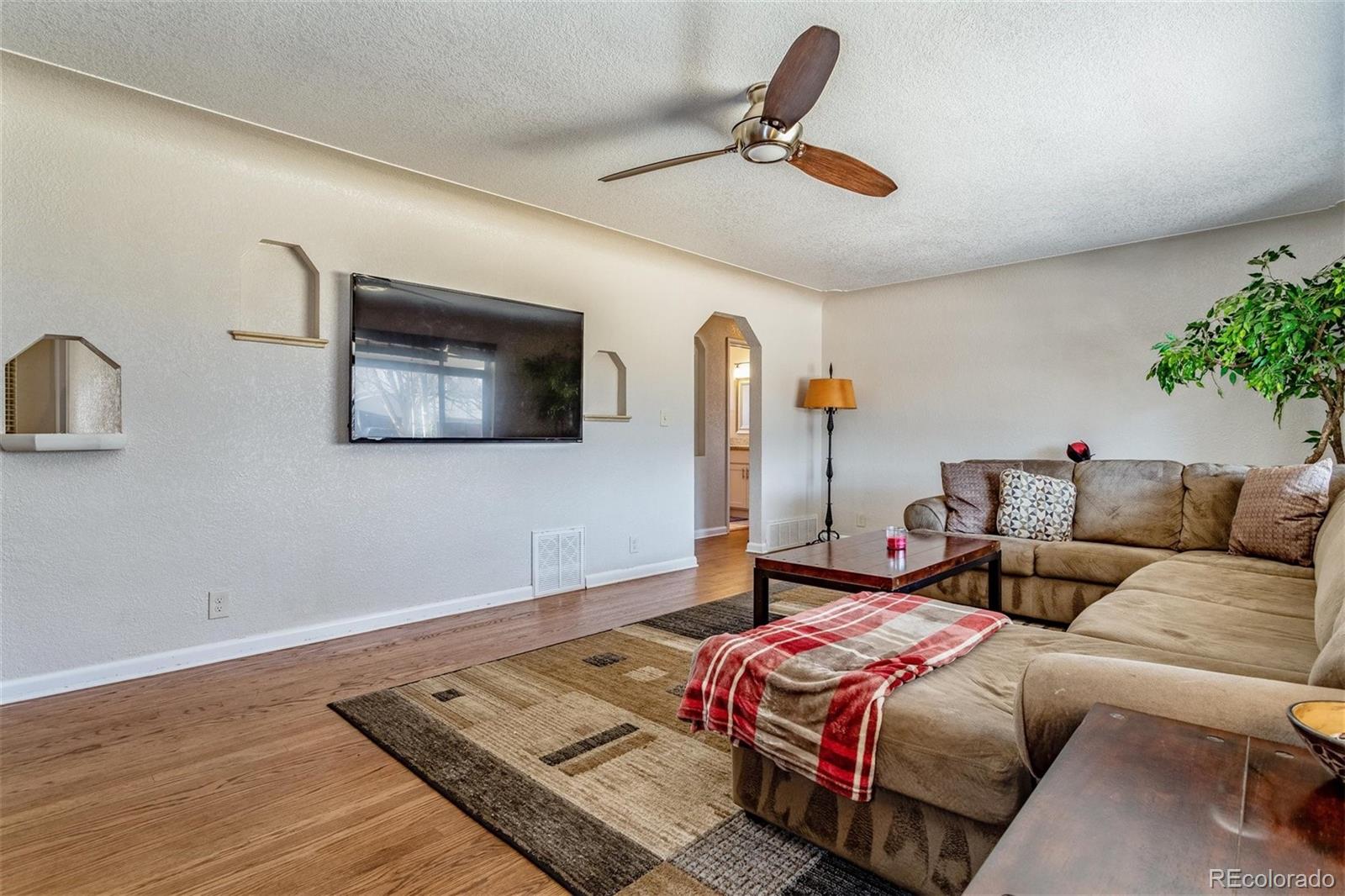 4665 Reed Street Wheat Ridge, CO 80033 - Photo 3 of 28