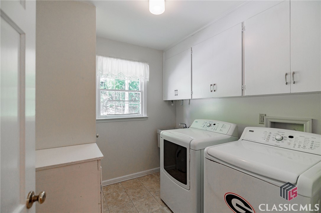 140 Lullwater Road Athens, GA 30606 - Photo 16 of 49