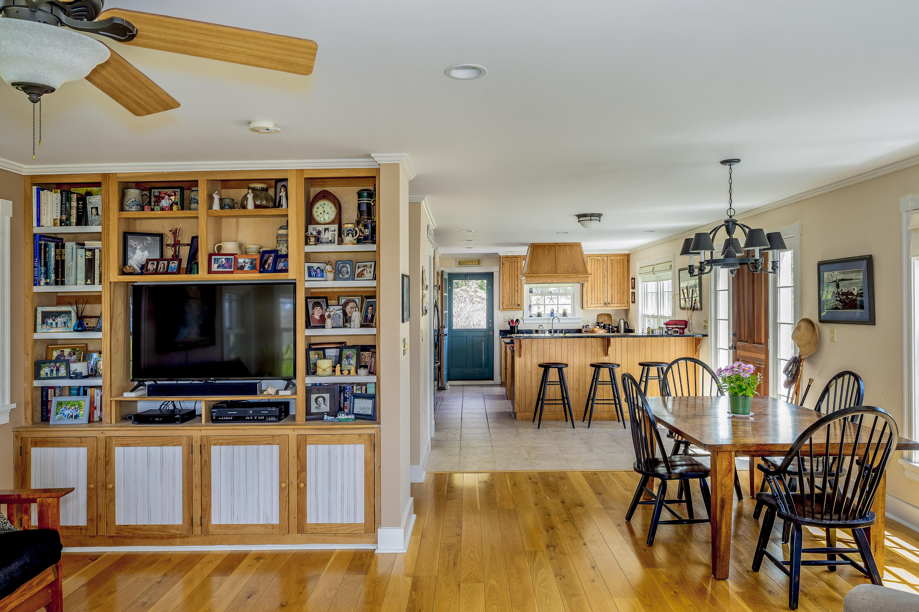 13 Crazy Point Road Tenants Harbor, ME 04860 - Photo 24 of 47 24