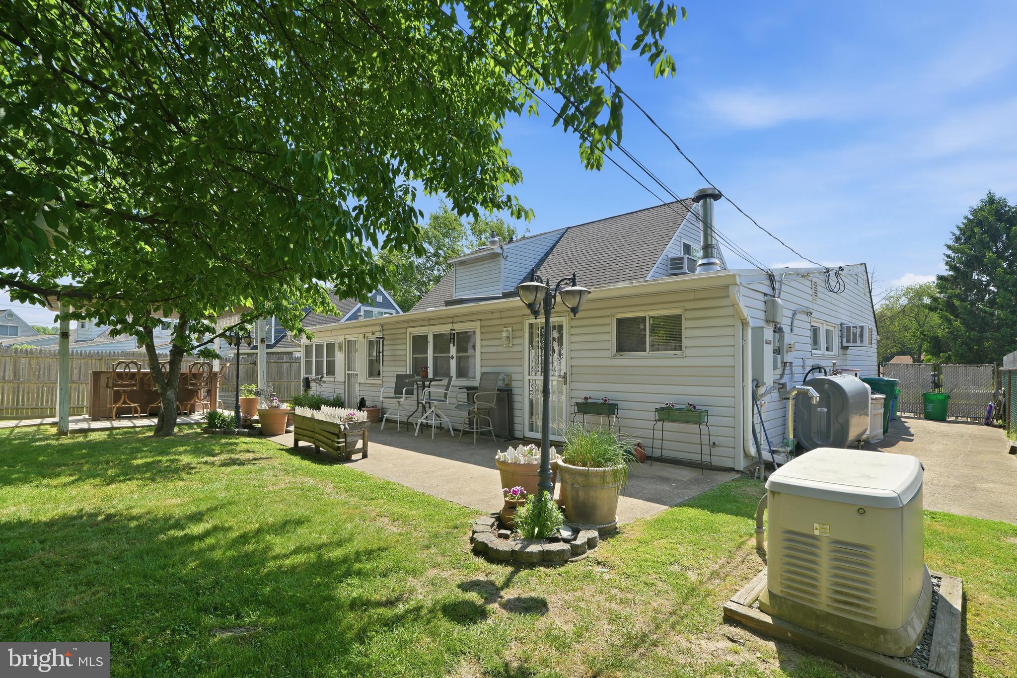 9 Violet Road Levittown, PA 19057 - Photo 44 of 47 Rear Yard