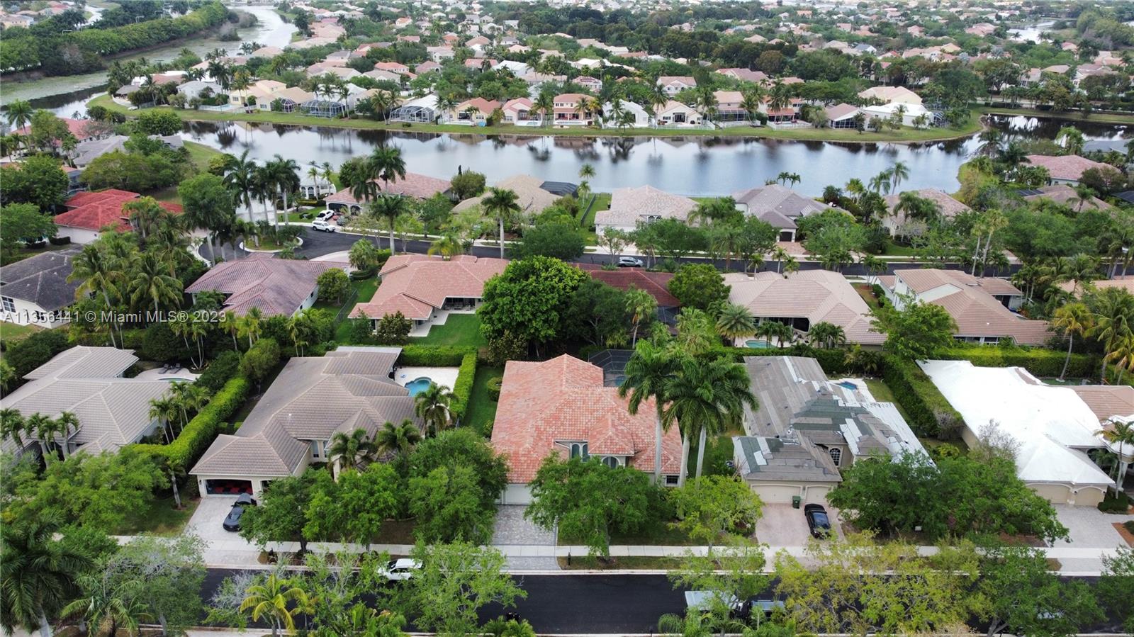 370 Mallard Road Weston, FL 33327 - Photo 39 of 43 Gallery Image 39