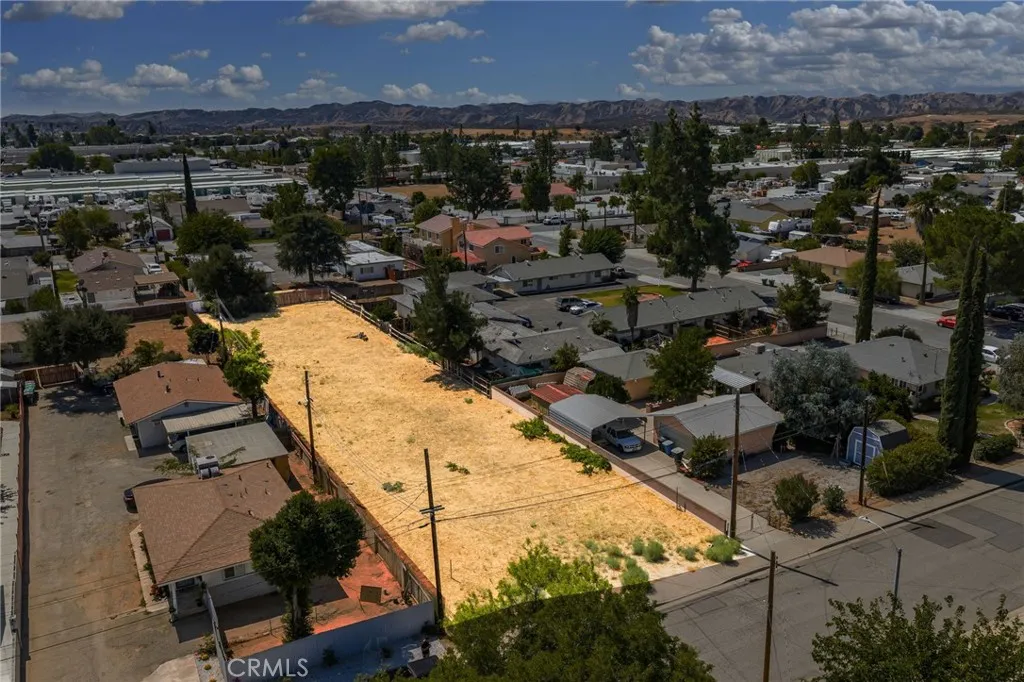 0 Erwin Calimesa, CA 92320 - Photo 2 of 8 a view of a city