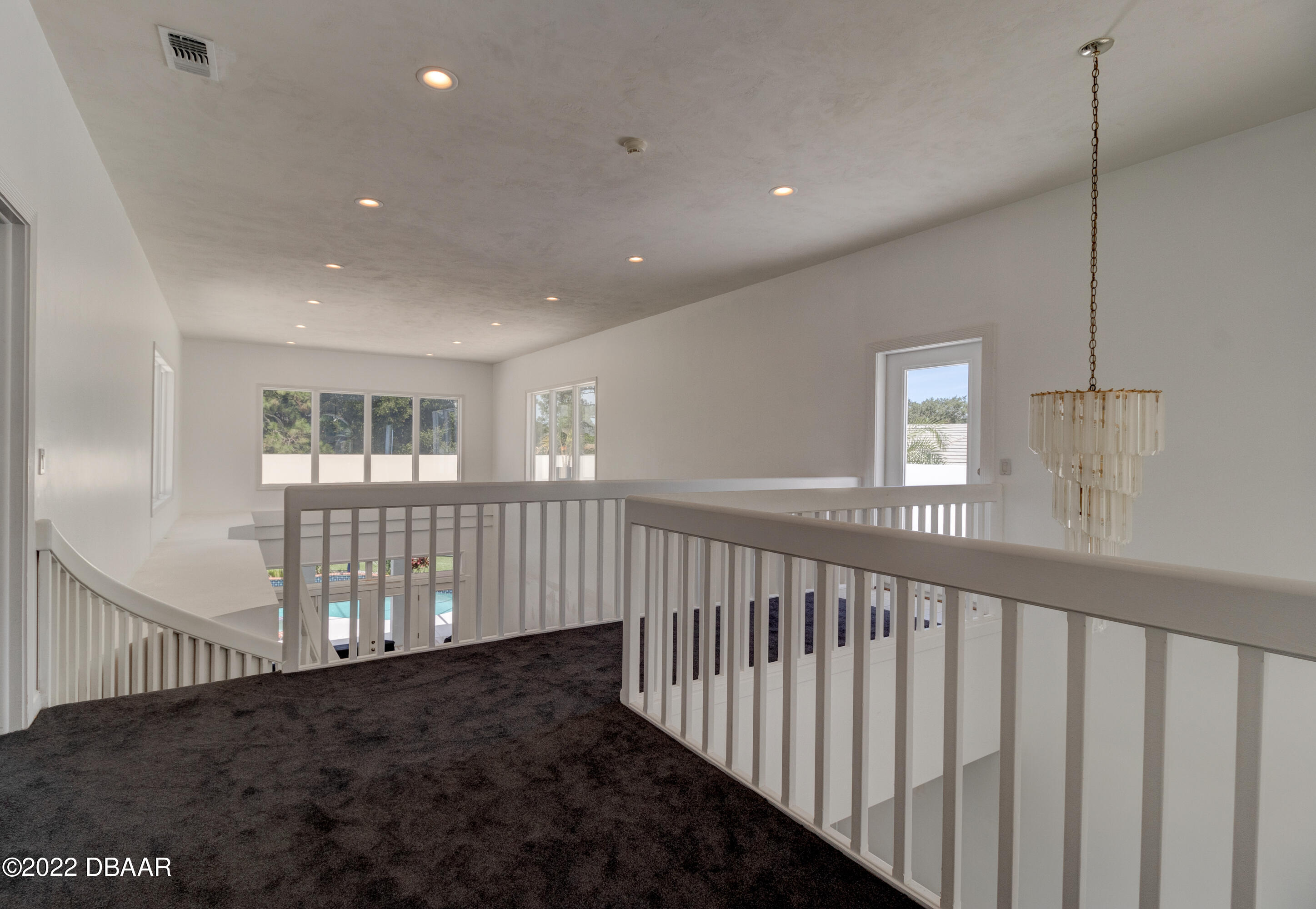 13 Bay Pointe Drive Ormond Beach, FL 32174 - Photo 20 of 44 a view of a hallway