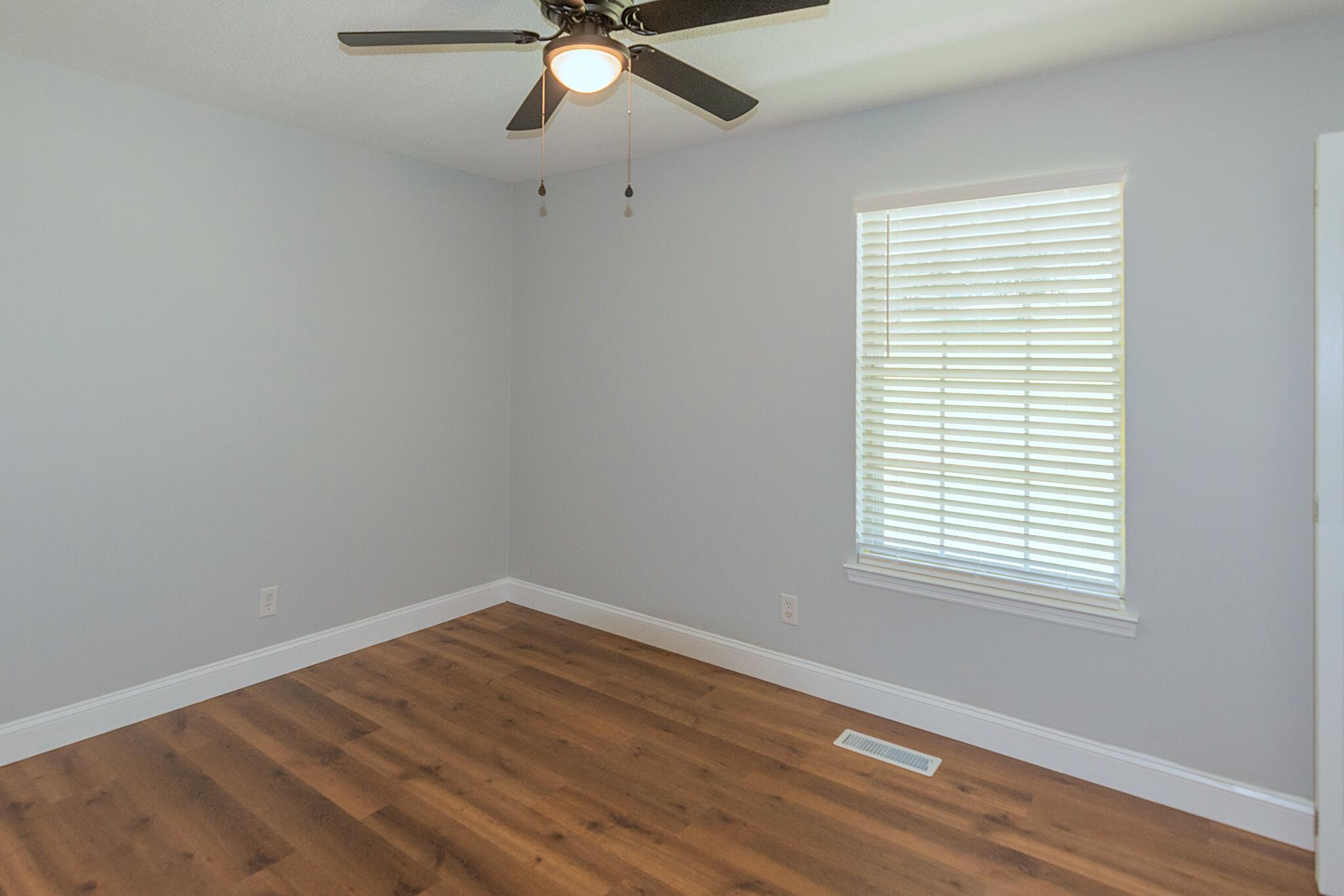 313 Maple Way Ringgold, GA 30736 - Photo 13 of 42 313MapleWay-23