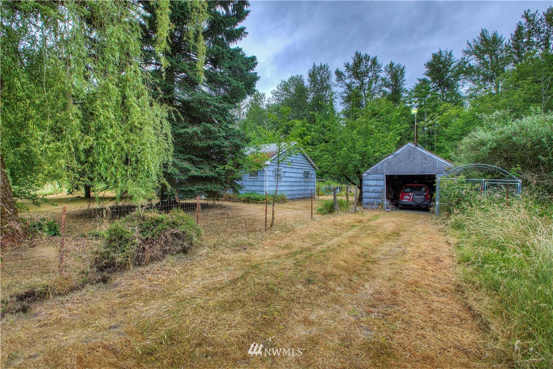 26415 Entwhistle Road East Buckley, WA 98321 - Photo 5 of 15