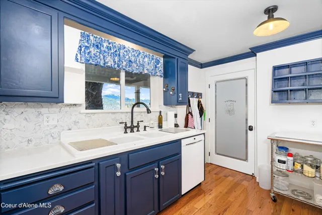 $585,000 | 1002 Highland Avenue, St. Maries, ID 83861