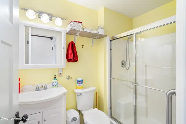 $585,000 | 1002 Highland Avenue, St. Maries, ID 83861