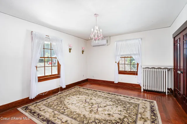 $585,000 | 1002 Highland Avenue, St. Maries, ID 83861