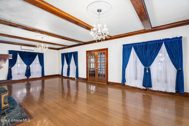 $585,000 | 1002 Highland Avenue, St. Maries, ID 83861