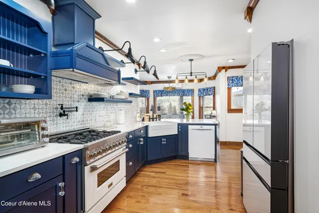 $585,000 | 1002 Highland Avenue, St. Maries, ID 83861